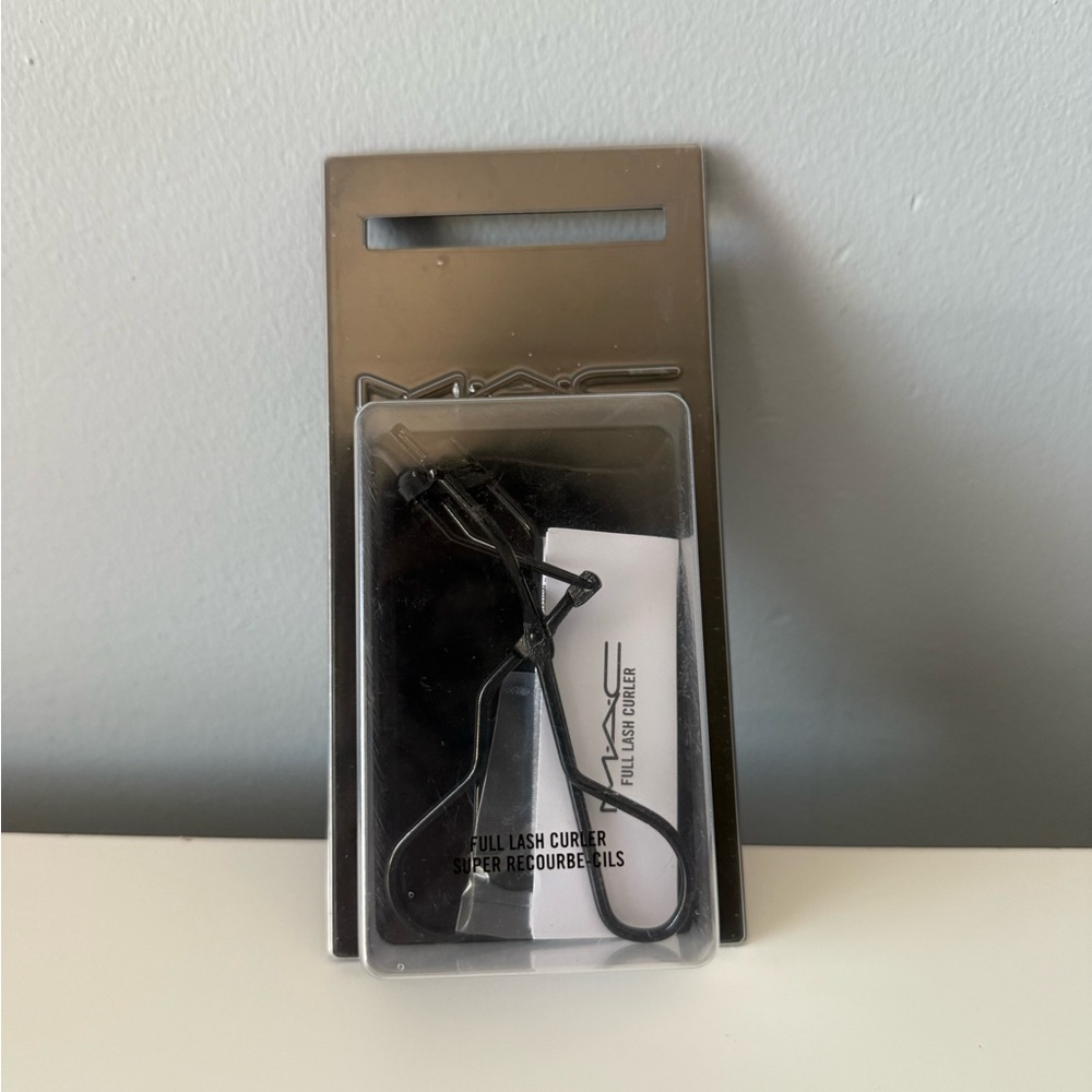 MAC Cosmetics Black Full Lash Curler